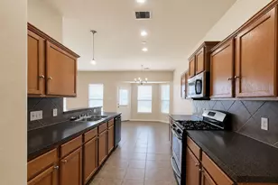 10127 Driftwood Park Dr, Houston, TX 77095 - Photo 11