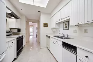 101 Westcott St, Houston, TX 77007 - Photo 7