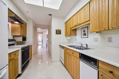 101 Westcott Street #905, Houston, TX 77007 - Photo 7