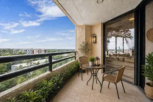 101 Westcott St, Houston, TX 77007 - Photo 1