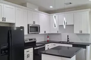 7851 Hanna St, Houston, TX 77028 - Photo 3