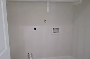7851 Hanna St, Houston, TX 77028 - Photo 5