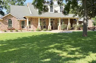 1417 Sapphire Shores, Willis, TX 77378 - Photo 1
