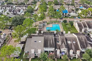 11917 Bob White Dr, Houston, TX 77035 - Photo 29
