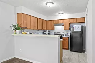 11917 Bob White Dr, Houston, TX 77035 - Photo 7
