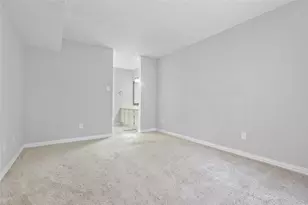 11917 Bob White Dr, Houston, TX 77035 - Photo 13
