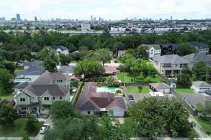 6127 Hurst St, Houston, TX 77008 - Photo 11