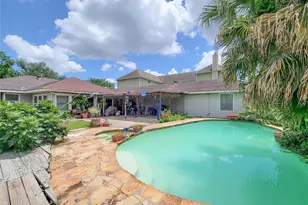 6127 Hurst St, Houston, TX 77008 - Photo 5