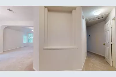 19 Auburn Path Drive, The Woodlands, TX 77382 - Photo 5