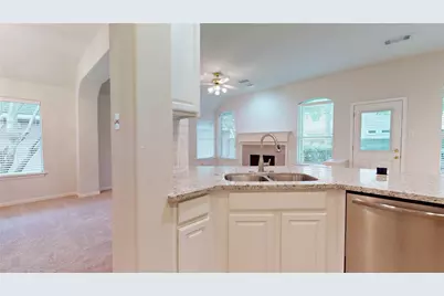 19 Auburn Path Drive, The Woodlands, TX 77382 - Photo 15