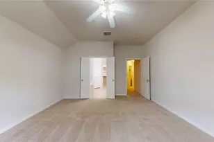 19 Auburn Path Dr, The Woodlands, TX 77382 - Photo 23