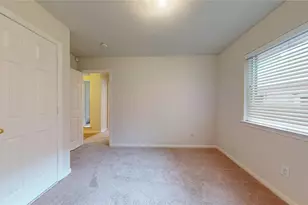 19 Auburn Path Dr, The Woodlands, TX 77382 - Photo 39