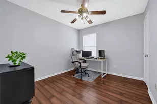 819 Royal George Ln, Houston, TX 77047 - Photo 17