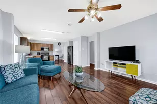819 Royal George Ln, Houston, TX 77047 - Photo 11