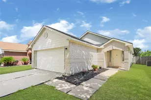 819 Royal George Ln, Houston, TX 77047 - Photo 5