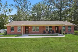 217 Co Rd 436, Dayton, TX 77535 - Photo 1