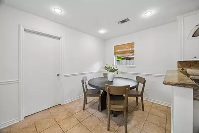 7623 Meadowvale Drive, Houston, TX 77063 - Photo 15
