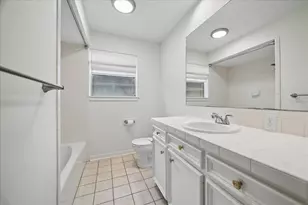 7623 Meadowvale Dr, Houston, TX 77063 - Photo 21