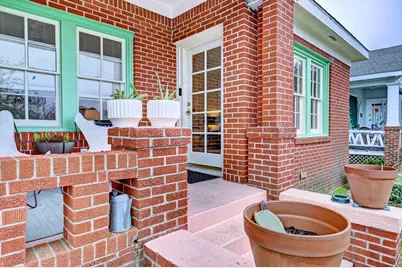 3715 Avenue S 1/2, Galveston, TX 77550 - Photo 3