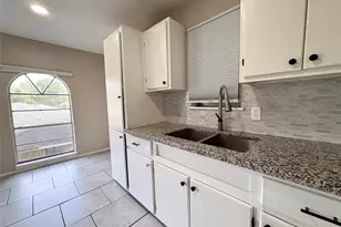 3021 Sycamore Ave, Bay City, TX 77414 - Photo 7