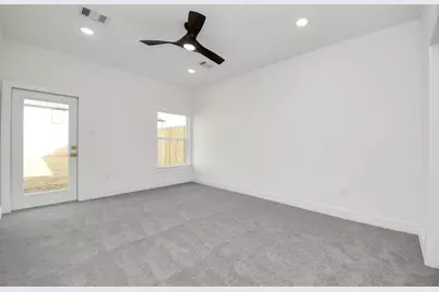 8125 Cabot Street #B, Houston, TX 77078 - Photo 13