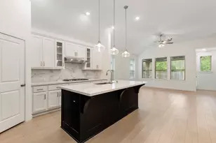 17327 Merigold Hts Dr, Conroe, TX 77302 - Photo 15