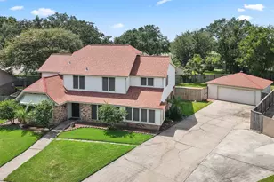 2518 Taylor Ln, Deer Park, TX 77536 - Photo 1