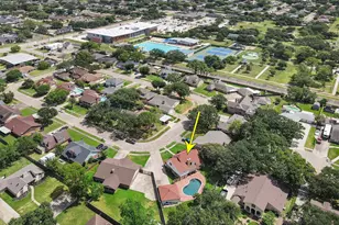 2518 Taylor Ln, Deer Park, TX 77536 - Photo 1