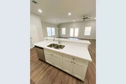 297 Road 5102 L, Cleveland, TX 77327 - Photo 11