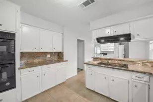 7611 Theisswood Rd, Spring, TX 77379 - Photo 17