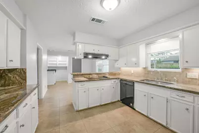 7611 Theisswood Road, Spring, TX 77379 - Photo 15