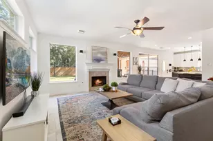 7 S Acacia Park Cir, The Woodlands, TX 77382 - Photo 13
