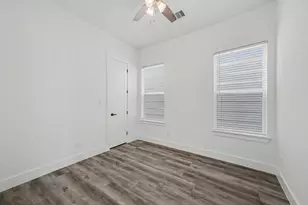 5734 White Magnolia St., Houston, TX 77091 - Photo 19