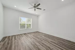 5734 White Magnolia St., Houston, TX 77091 - Photo 11