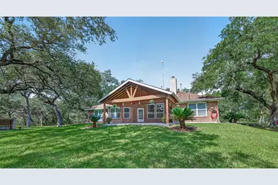 1054 Indian Circle, Altair, TX 77412 - Photo 3