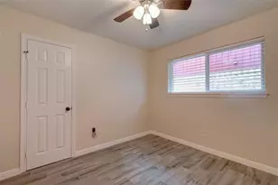 11911 24th St, Santa Fe, TX 77510 - Photo 17