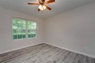 11911 24th St, Santa Fe, TX 77510 - Photo 5