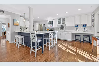 8932 Chatsworth Drive #8932, Houston, TX 77024 - Photo 1