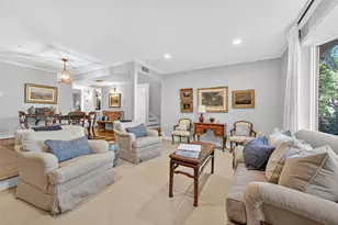 8932 Chatsworth Dr, Houston, TX 77024 - Photo 9