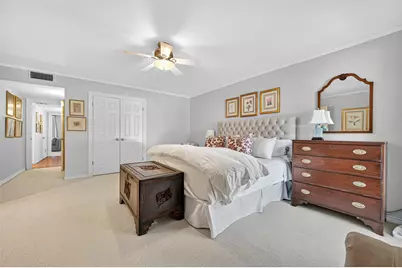 8932 Chatsworth Drive #8932, Houston, TX 77024 - Photo 23