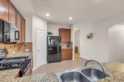 28614 Lockeridge Farms Drive, Spring, TX 77386 - Photo 17