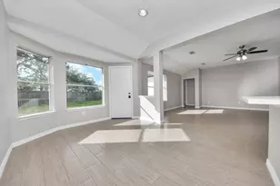 16735 Keegans Ridge Way Dr, Houston, TX 77083 - Photo 19