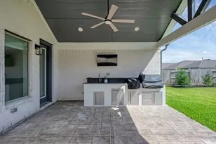 550 Chestnut Reef Ct, Conroe, TX 77304 - Photo 39