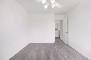 10614 Halifax Brook St, Houston, TX 77089 - Photo 19