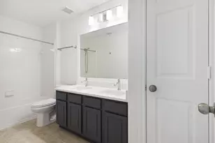 10614 Halifax Brook St, Houston, TX 77089 - Photo 17