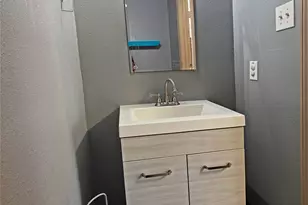 6623 Gulf Fwy, Houston, TX 77087 - Photo 9