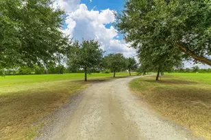 28565 Mellman Rd, Hempstead, TX 77445 - Photo 17