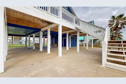 2309 Martinique, Crystal Beach, TX 77650 - Photo 3