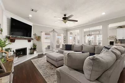 2202 Tracy Way, Deer Park, TX 77536 - Photo 15