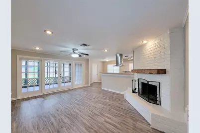 1114 Copper Creek Drive, Katy, TX 77450 - Photo 11